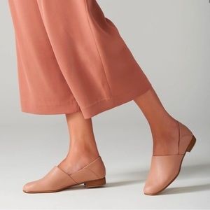 Clarks Women's Tan Flats